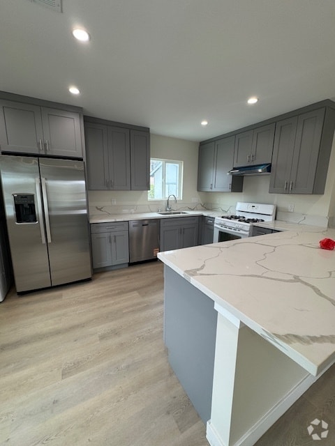 Building Photo - 4044 W 167th St