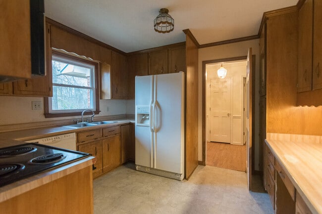 Foto del edificio - 1060 Windbrooke Ct