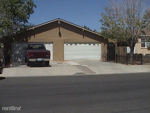 Primary Photo - 38459 4th St E