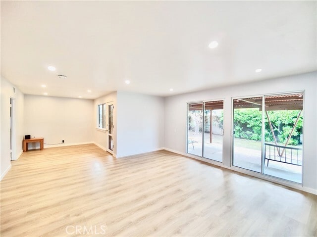 Building Photo - 1308 W Vine Ave