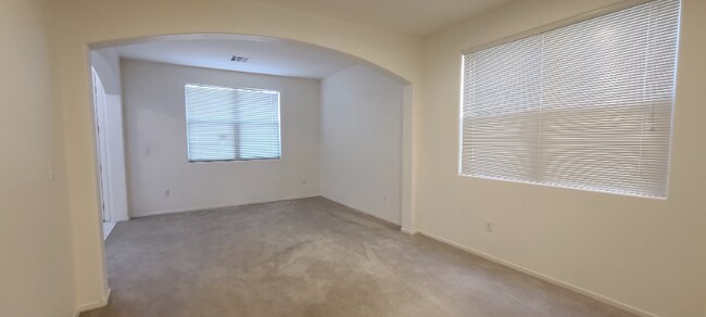 Building Photo - 9633 Rolling Thunder Ave