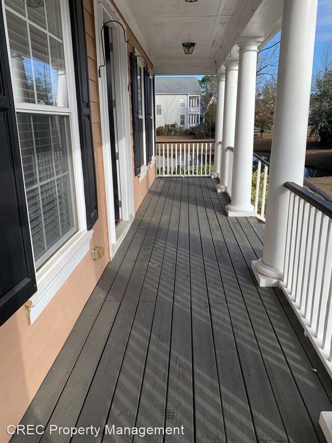 Building Photo - 4 br, 3.5 bath House - 2996 Riverwood Drive