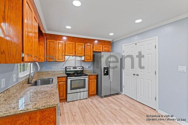 Foto del edificio - 2502 Foxworth Dr