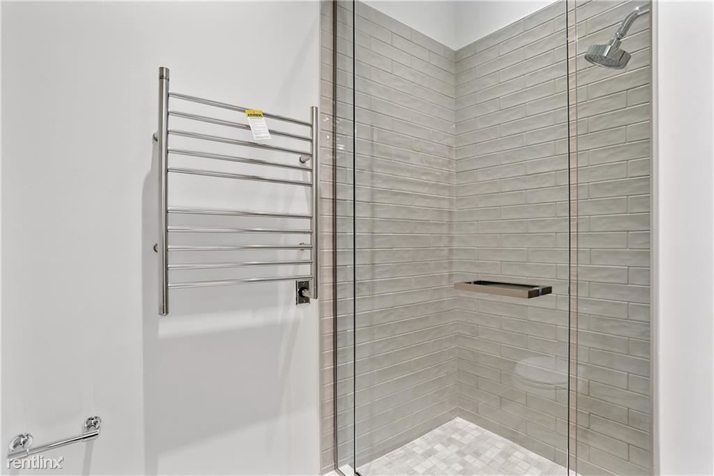Primary Photo - 1 br, 1 bath Condo - 855 N East St