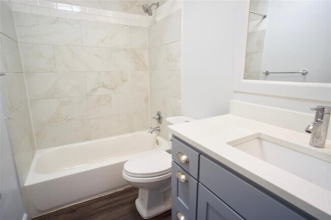 Foto del edificio - 3202 Pecan Springs Rd