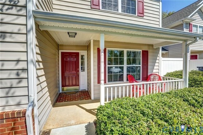 Foto del edificio - 4620 Twin Hickory Lake Dr