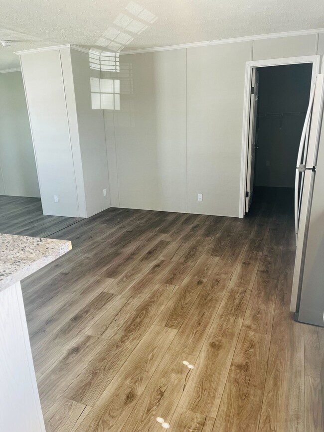 Foto del edificio - 69 Ashley Cir