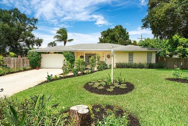Building Photo - 4535 Sunrise Blvd