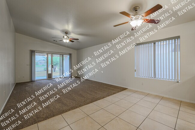 Foto del edificio - 7158 E Juanita Ave