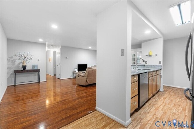 Foto del edificio - 3218 Matilda Cove