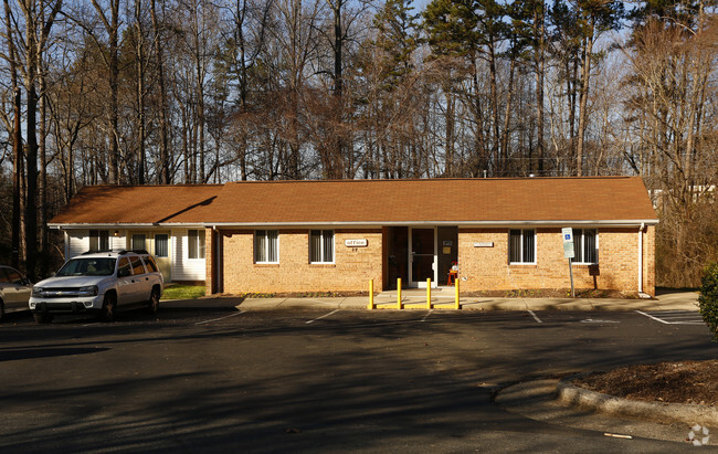 Building Photo - Brookwood Apartments