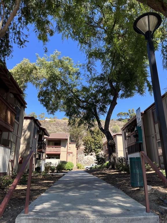 Foto del edificio - 5442 Adobe Falls Rd