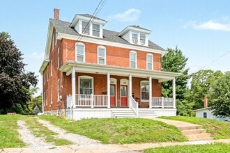 Building Photo - 145 15th St