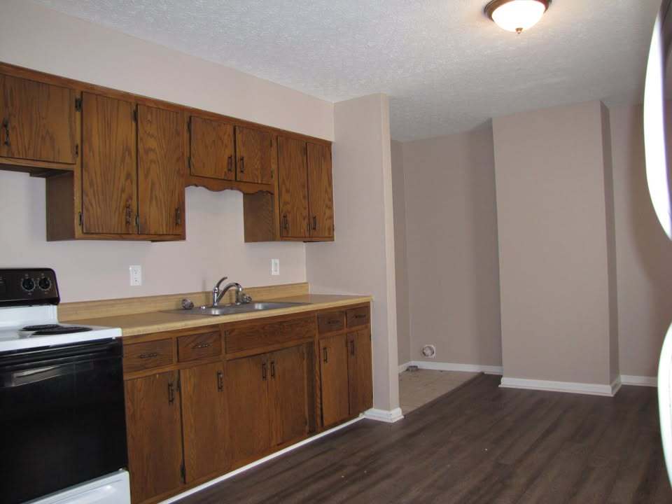 Foto del edificio - 214 W Collins Ct
