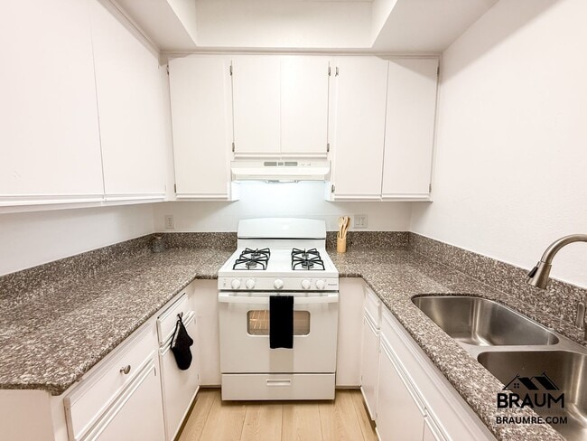 Foto del edificio - 11459 Collins St