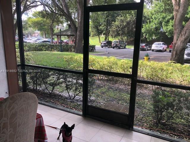 Foto del edificio - 3720 Inverrary Dr