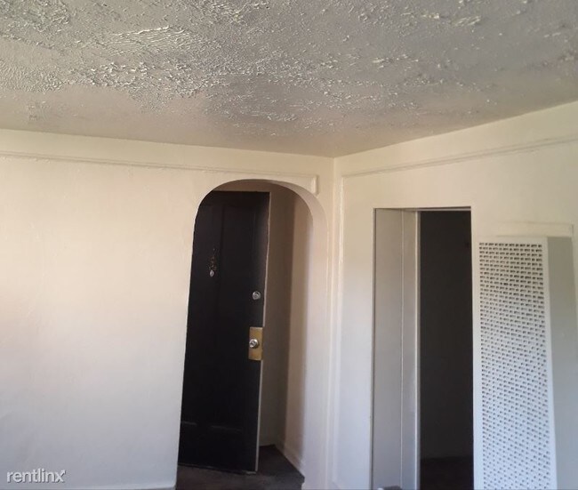 Foto del edificio - 975 Debbe Ln