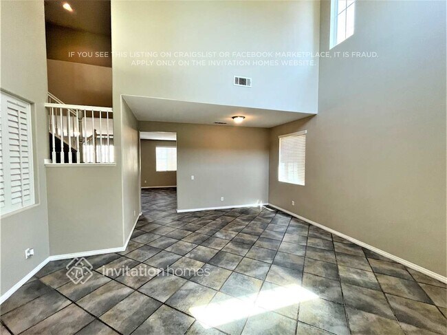 Foto del edificio - 41029 Crimson Pillar Ln