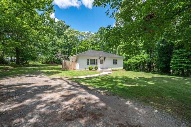 Photo - 2 Bedroom House in a Great Location