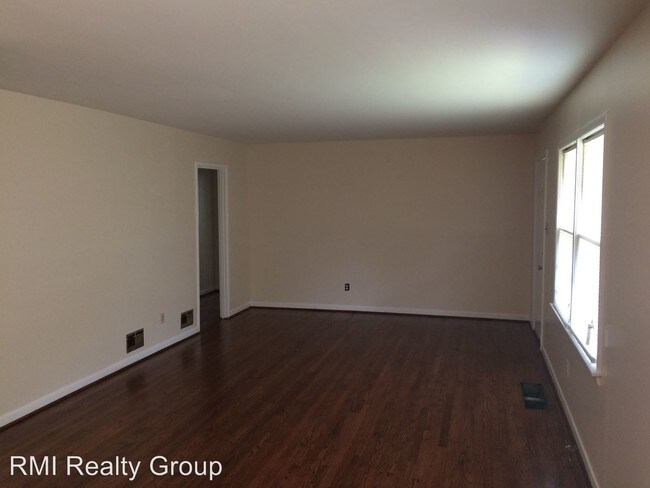 Building Photo - 3 br, 2 bath House - 560 Zinnia Lane
