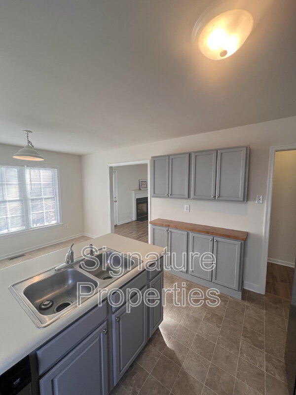 Foto del edificio - 3309 Pemberton Creek Ct