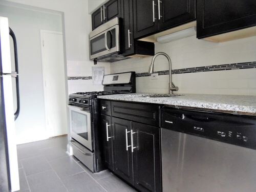 Primary Photo - 5534 N Kenmore Ave