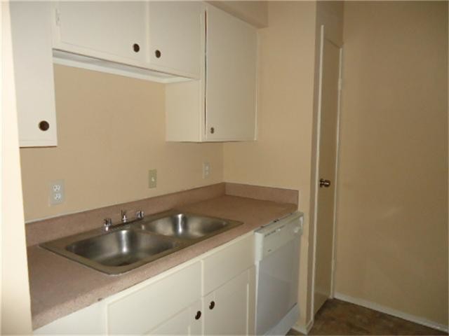 Foto del edificio - 12500 Sandpiper Dr