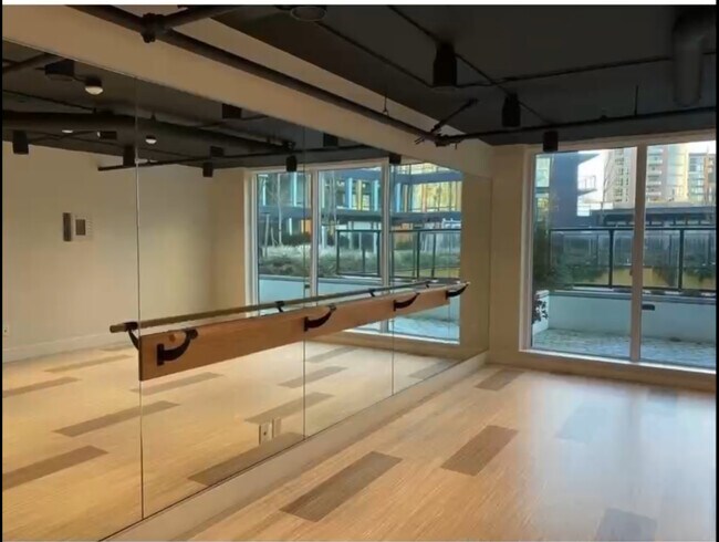 Photo du bâtiment - 6633 Buswell St