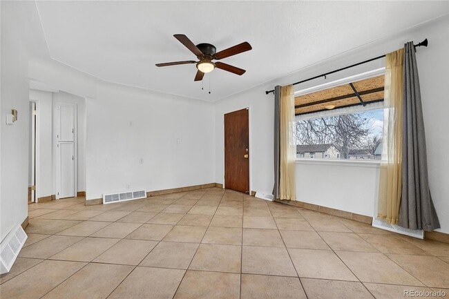 Photo - 225 S Yates St House