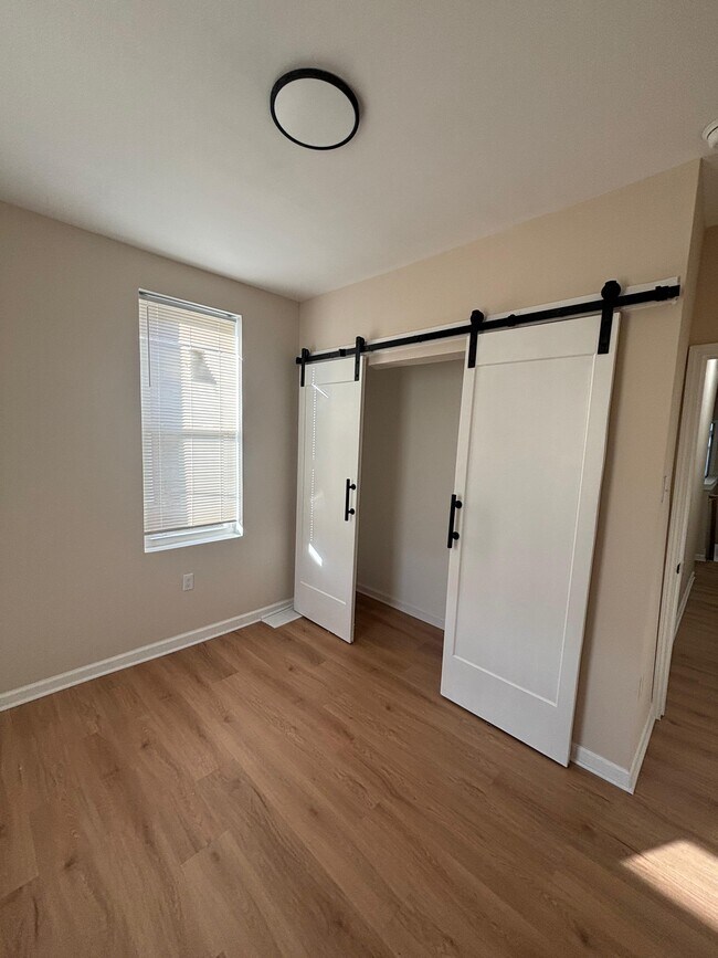 Foto del edificio - 802 Princeton Ave