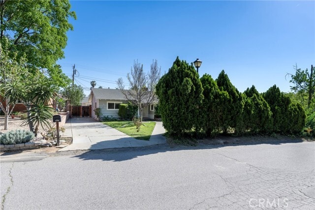 Foto del edificio - 3202 Belvedere Dr