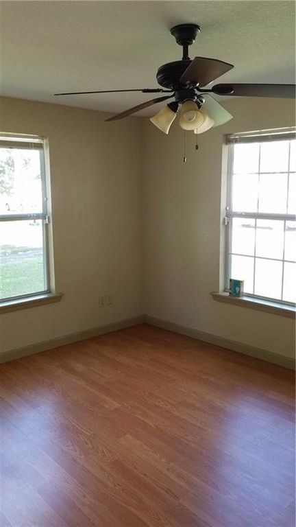 Foto del edificio - 756 N Barton Ave