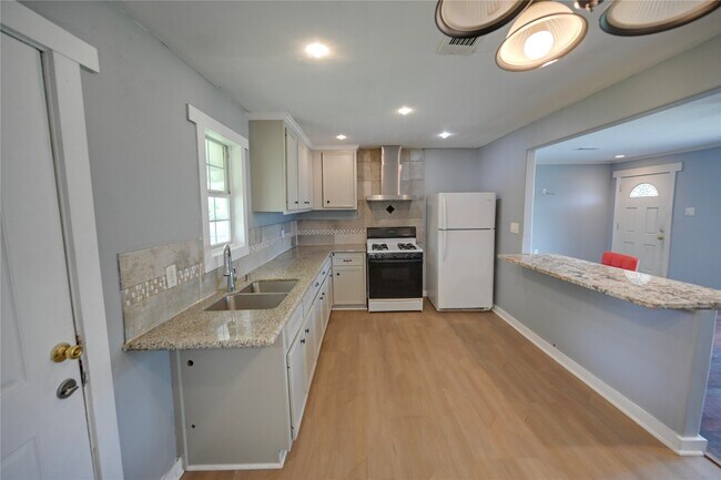 Foto del edificio - 3814 Nan St