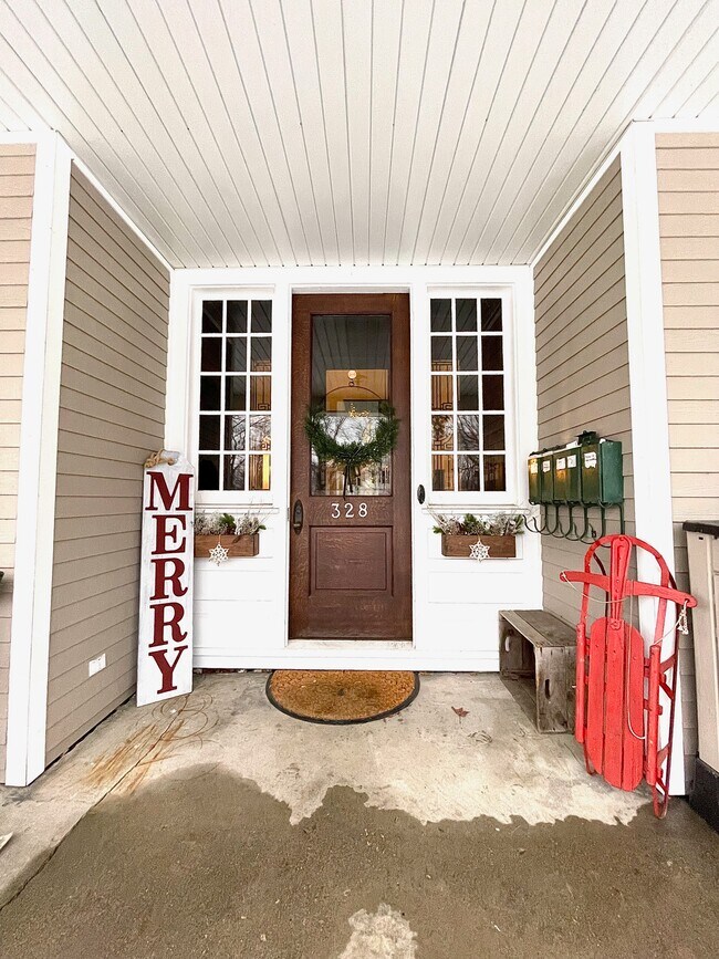 Building Photo - Green Gables