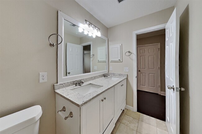 Foto del edificio - 19402 Kacey Ln Ct
