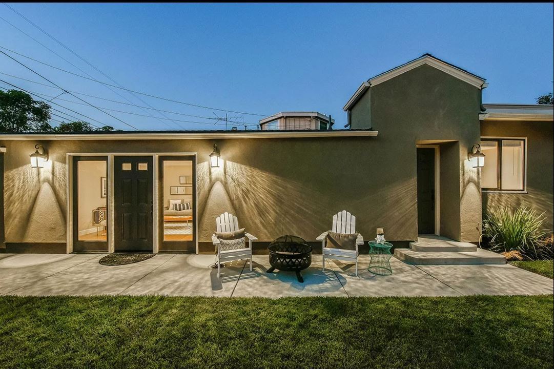 Primary Photo - 1700 1/2 Pearl - 30% Rental Fee