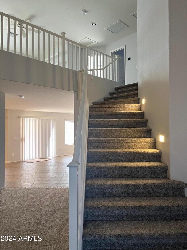 Foto del edificio - 16188 N 157th Ave