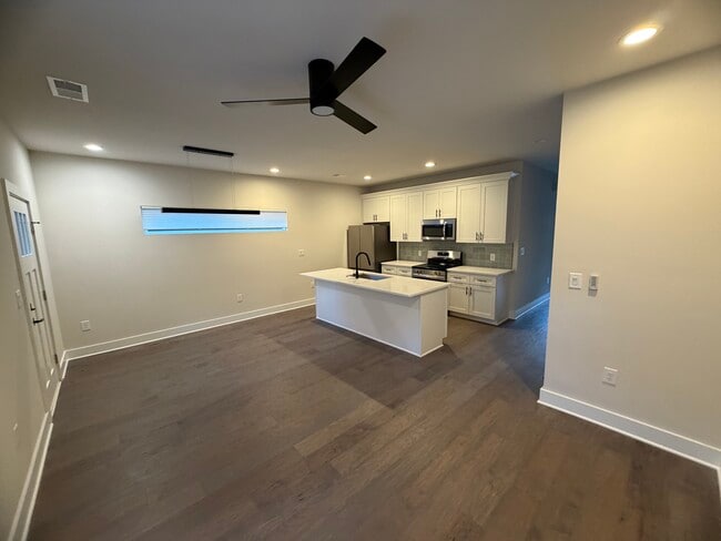 Photo - 19809 N Ferry St Townhome