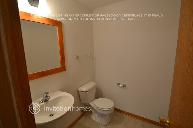 Building Photo - 7913 Cavalier Dr