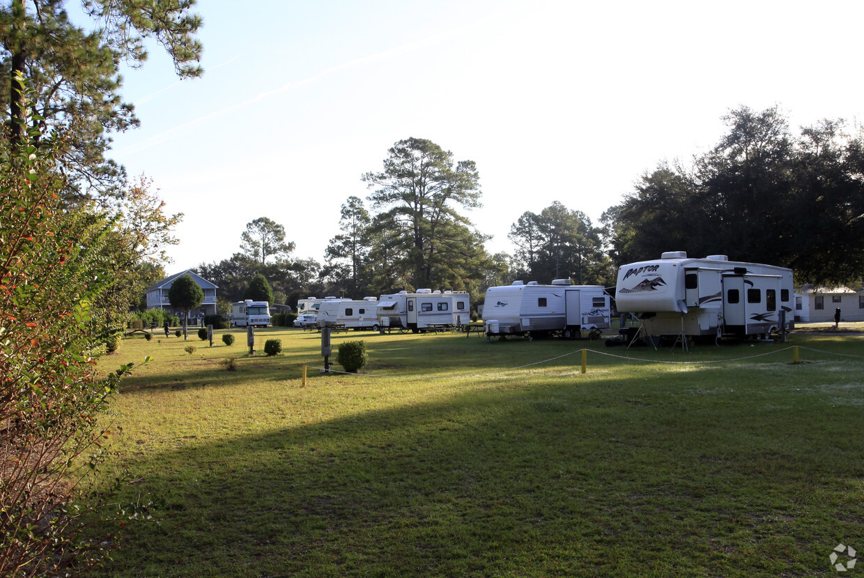 Foto del edificio - Whispering Pines MH & RV Park