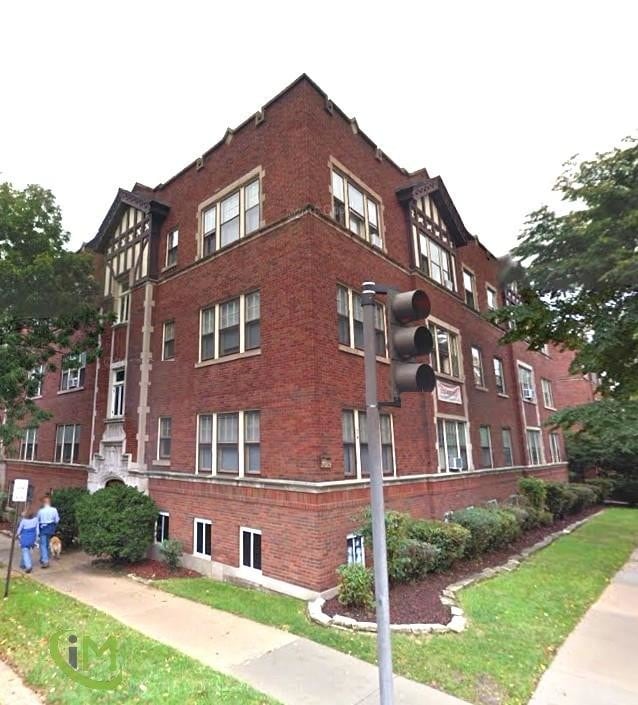 Building Photo - 1627 RIDGE Ave