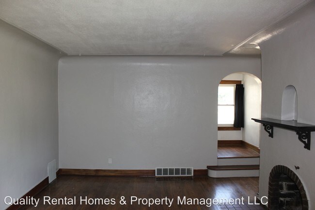 Building Photo - 3 br, 2.5 bath House - 1122 S Franklin Avenue
