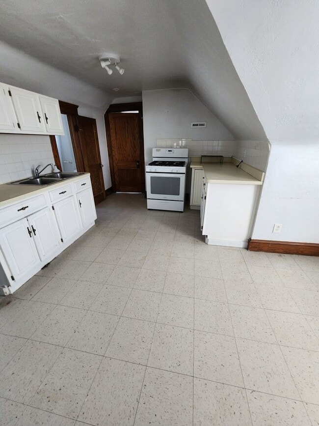 Foto del edificio - 2664 Hampshire Rd