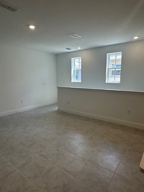 Building Photo - 13450 Laxness St