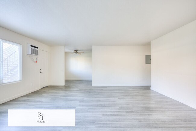 Foto del edificio - Fully Remodeled 2BR/2BA Home in Bonita Unified School District