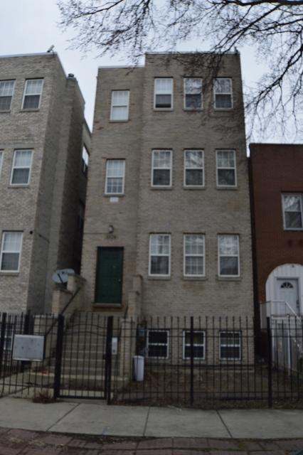 Primary Photo - 3324 W Le Moyne St