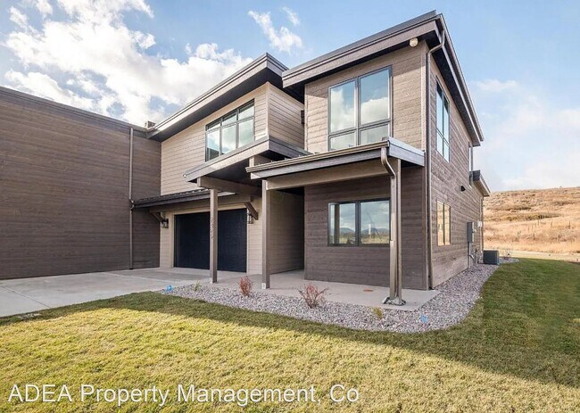 Foto del edificio - 3 br, 3.5 bath House - 2429 Pale Evening Ct