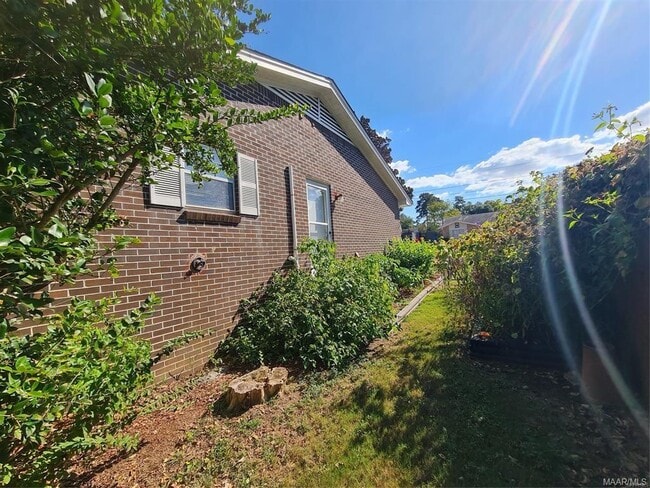 Foto del edificio - 109 Griffith Ave