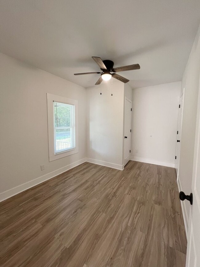 Foto del edificio - COMING SOON: Cozy 4-Bedroom Home in Kansas...