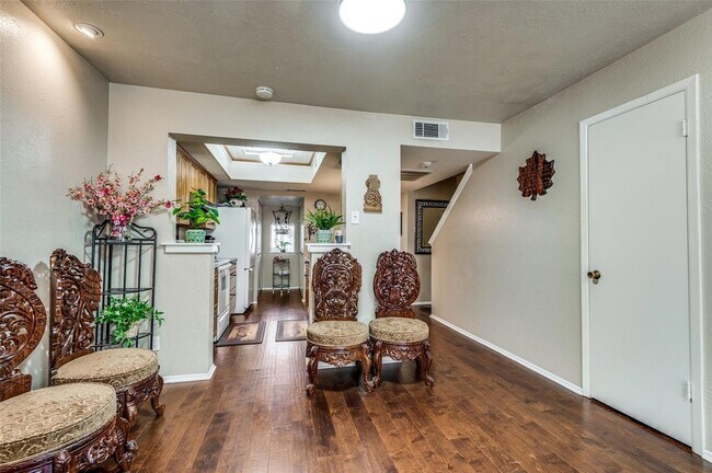 Foto del edificio - 4521 N O Connor Road Unit 1171